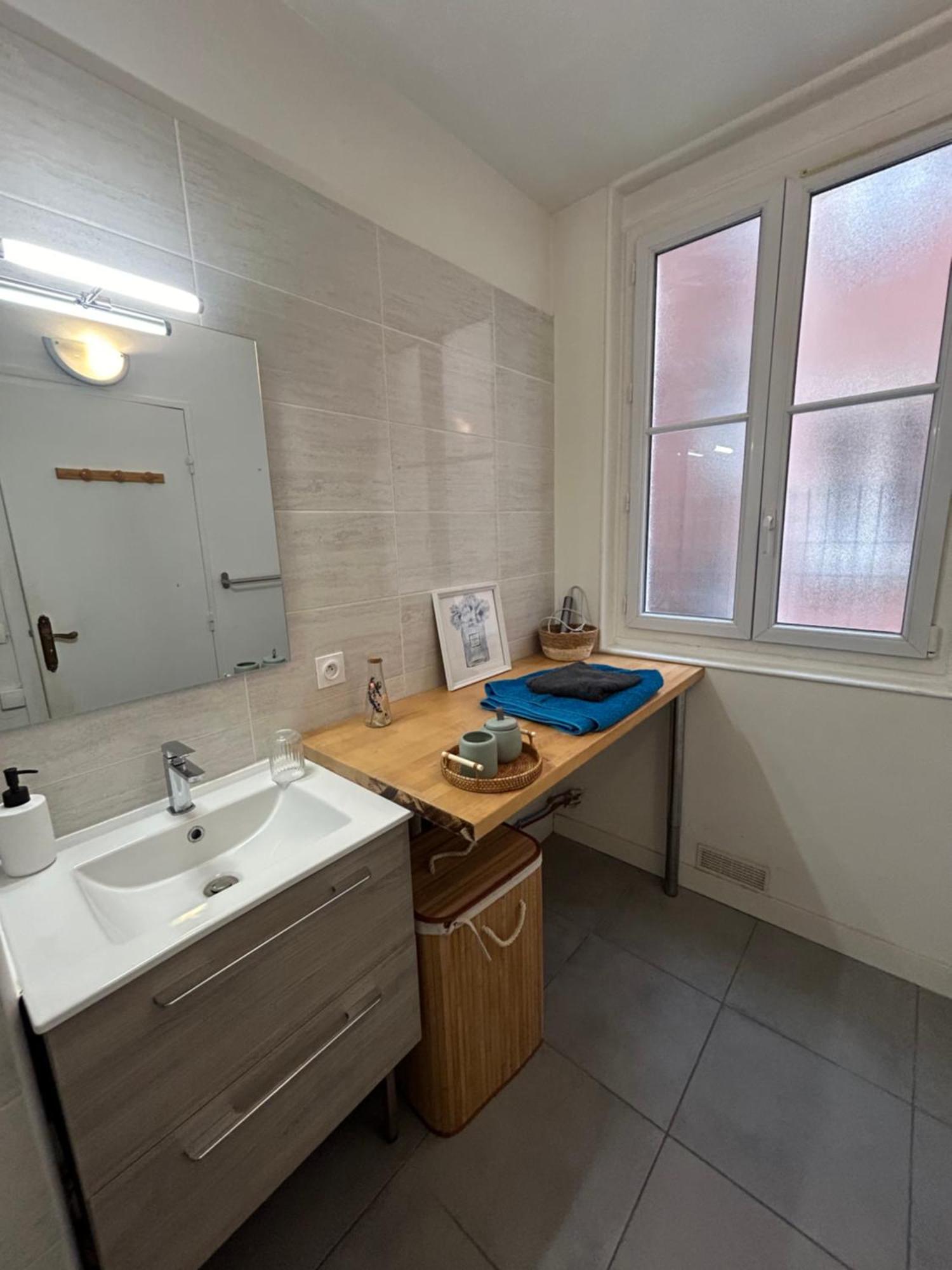 Appartement Cosy Et Agreable Коломб Экстерьер фото